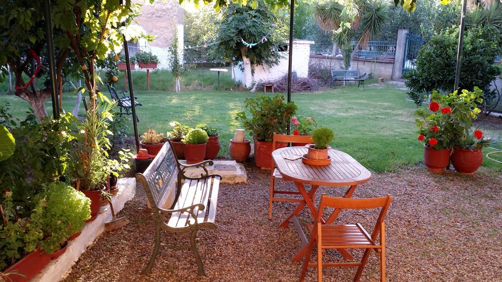 Intos Apartments Agios Nikolaos  외부 사진