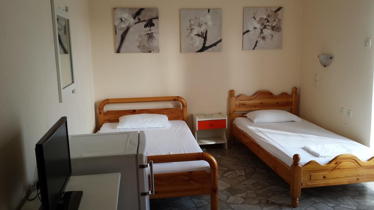 Intos Apartments Agios Nikolaos  외부 사진
